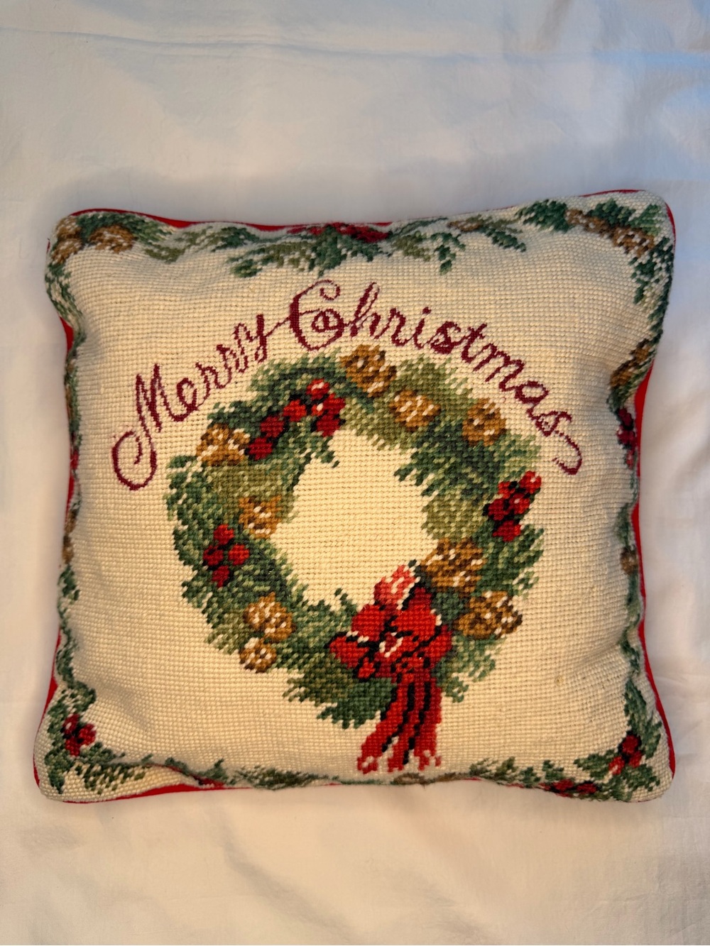Needlepoint Merry Christmas Wreath Embroidered Holiday Throw Pillow Red & Green